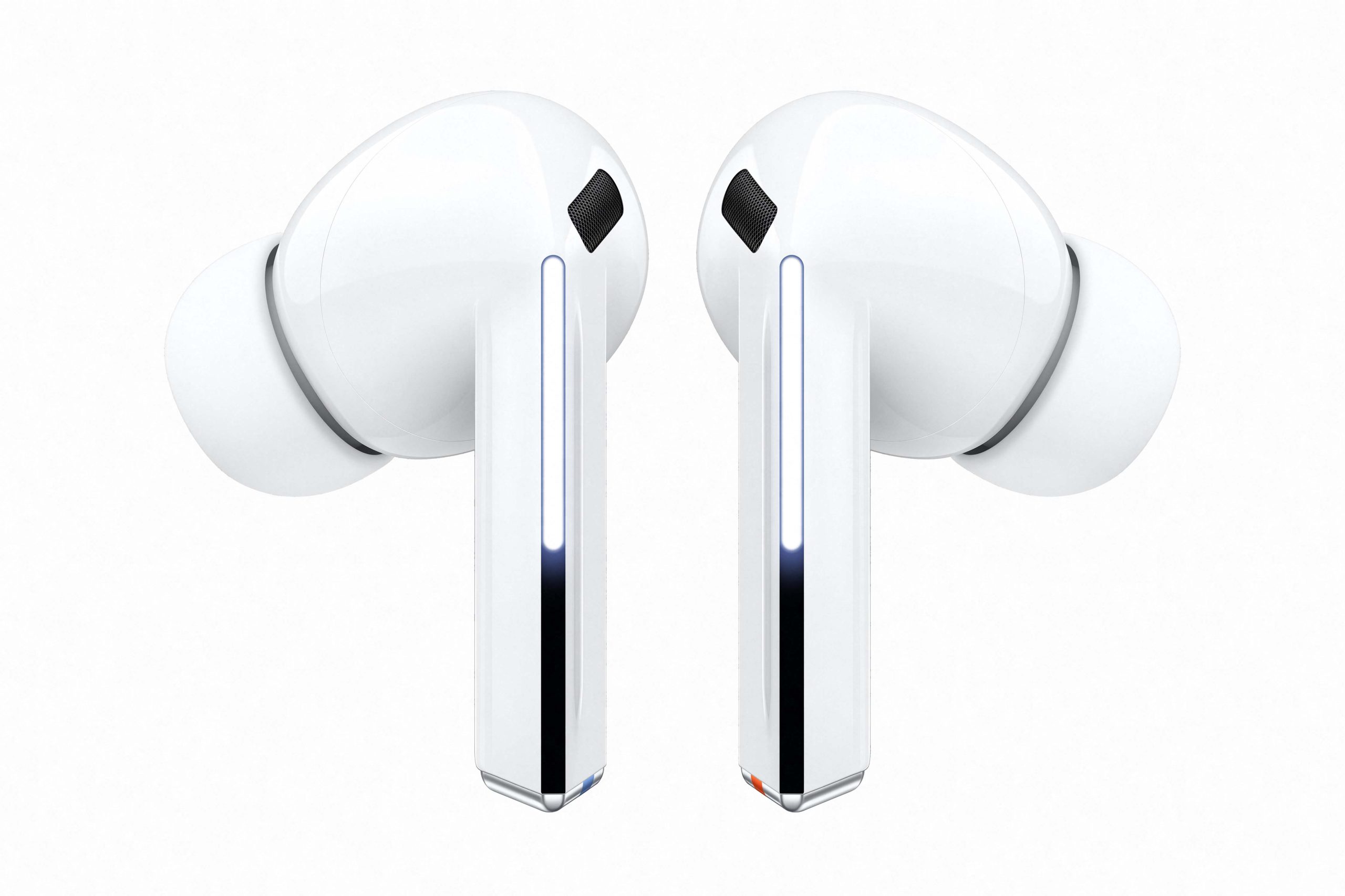 013-galaxy-buds3pro-white-front-lighting